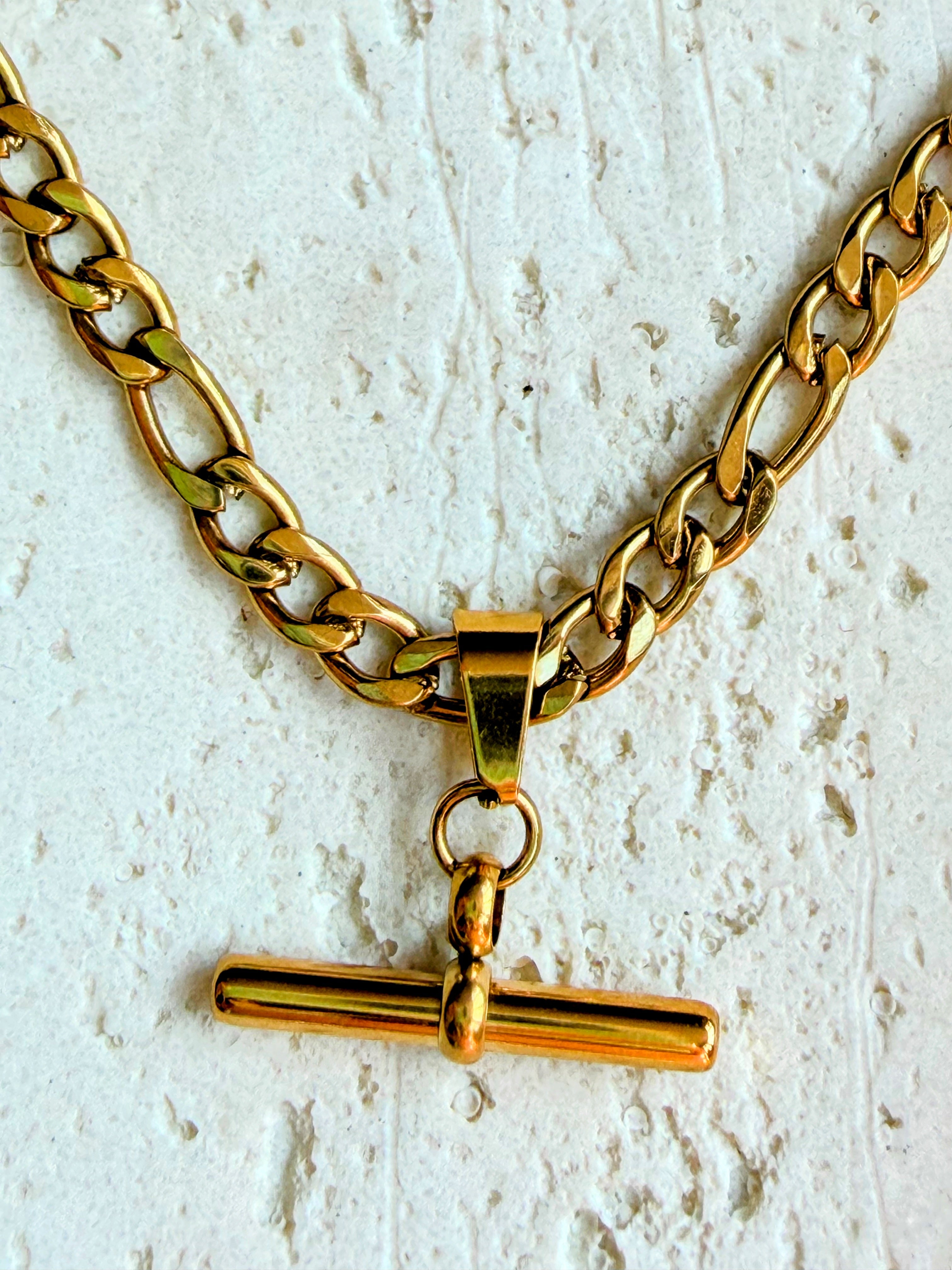 Vivienne T-Bar Figaro Chain Necklace