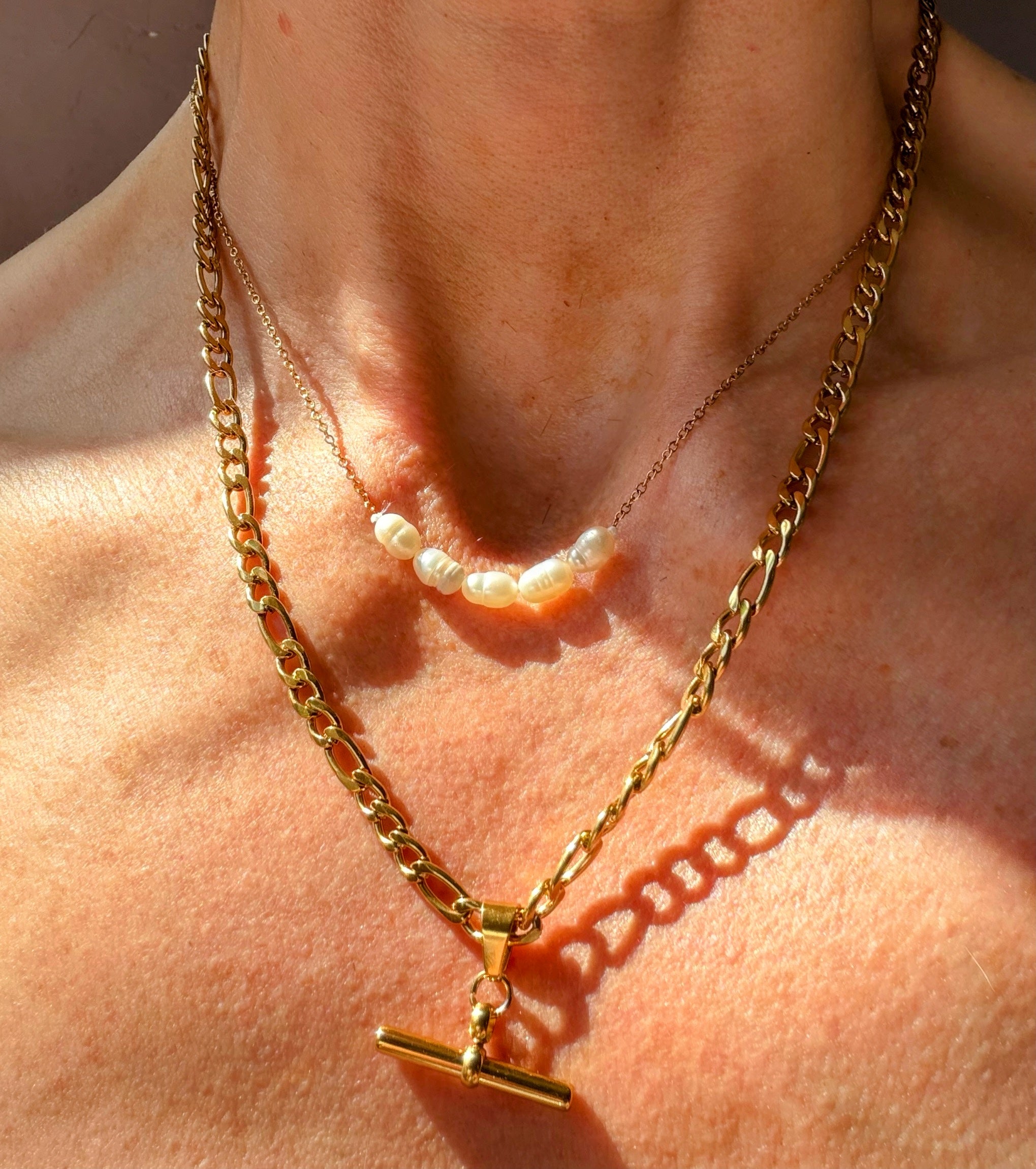 Vivienne T-Bar Figaro Chain Necklace