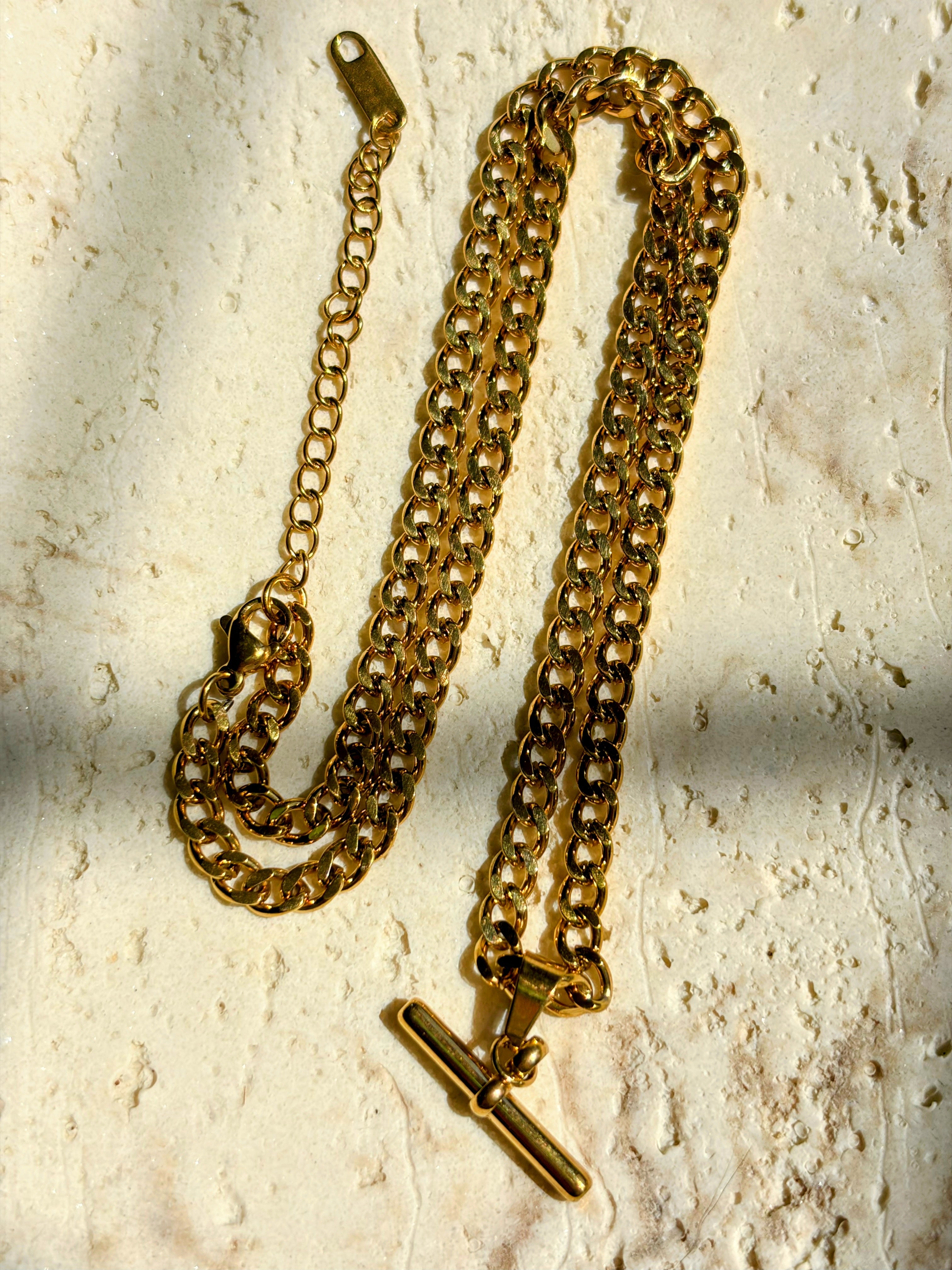 Celeste T-Bar Cuban Necklace