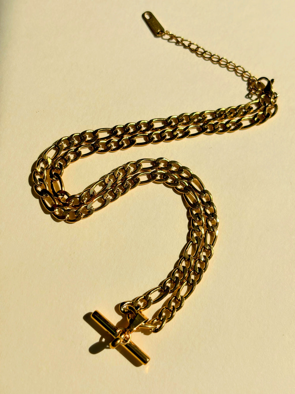 Vivienne T-Bar Figaro Chain Necklace